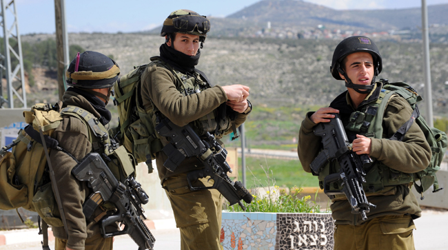 إصابة 11 جندياً إسرائيلياً في قاعدة عسكرية.. والسبب؟!