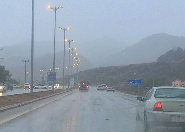 توقعات بأمطار تشمل أجزاءً واسعة بالسعودية