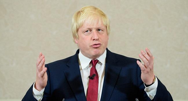 وزير الخارجية البريطاني: سنواصل الضغط على الرئيس الأسد من أجل الجلوس إلى طاولة التفاوض