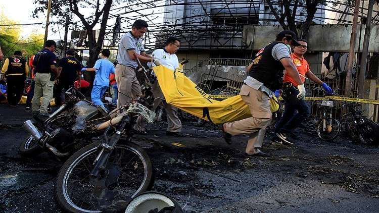جاكرتا: «داعش» فخخ طفلين وفتاتين قاصرتين لتفجير كنيسة إندونيسية