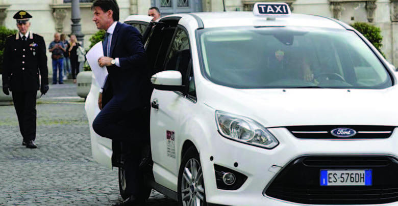 رئيس وزراء إيطاليا يستقل «التاكسي» لمقابلة الرئيس