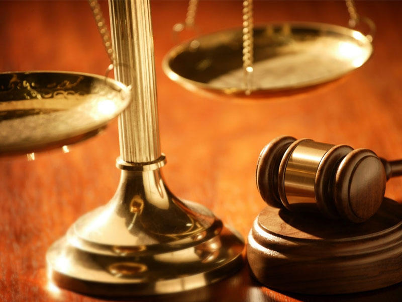 استمرار حجز المحامين المتهمين بـ «فقد الملفات»