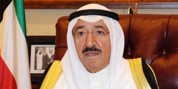 سمو الأمير يعزي رئيس الإمارات باستشهاد 4 عسكريين في عملية «إعادة الأمل»