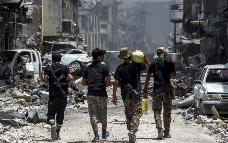 الإعمار متعثر وشعور بالاحباط بعد سنة على طرد «داعش» من الموصل