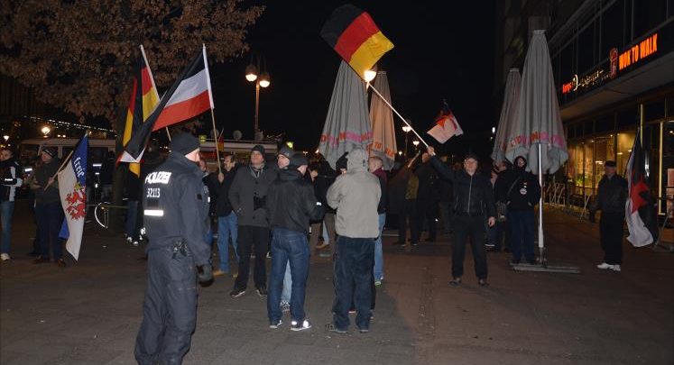 ألمانيا: اشتباكات بين اليمين المتطرف ومناهضين للنازية