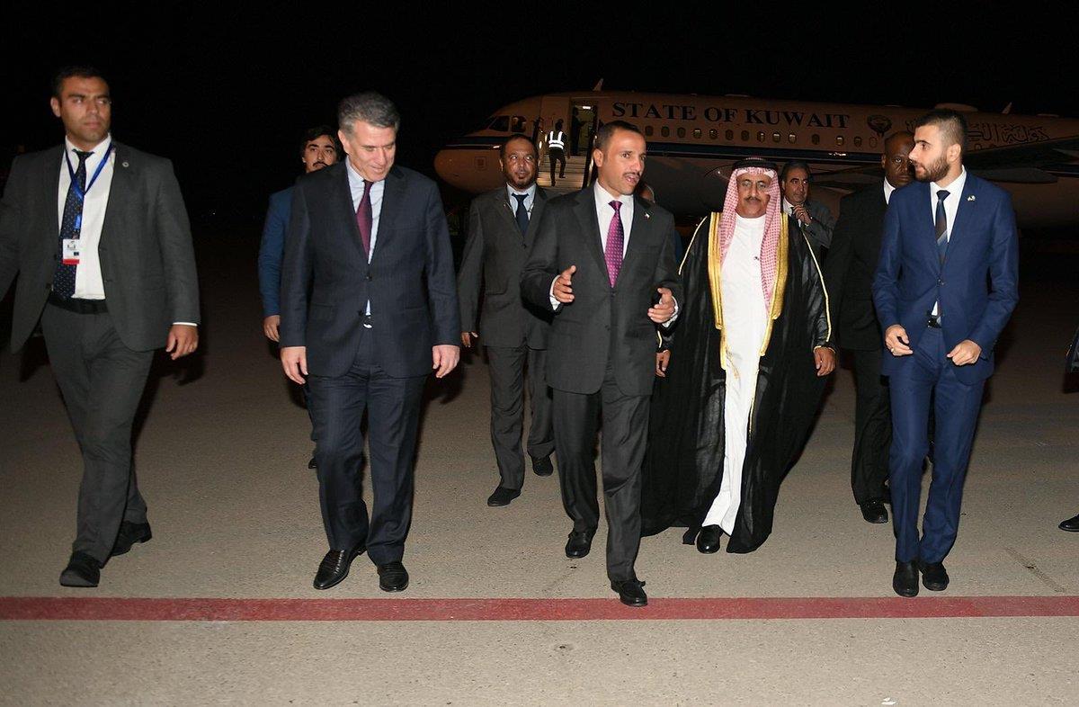 الرئيس الغانم يصل إلى باكو في زيارة رسمية لأذربيجان
