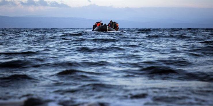 غرق قارب يقل لاجئين سوريين قبالة لبنان ووفاة طفل