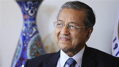 رئيس الوزراء الماليزي: نحتاج لإيجاد مصادر أخرى لتسديد الديون