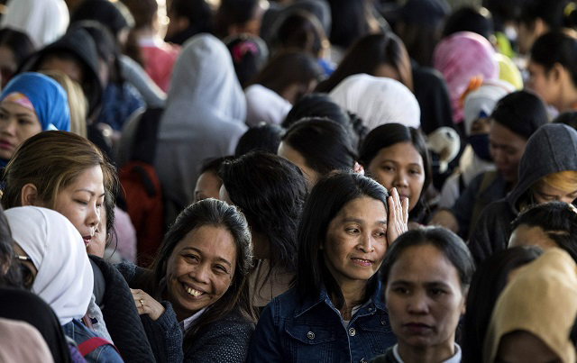 هروب العمالة الفلبينية يتراجع