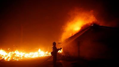 ارتفاع عدد ضحايا حرائق كاليفورنيا إلى 48 قتيلًا