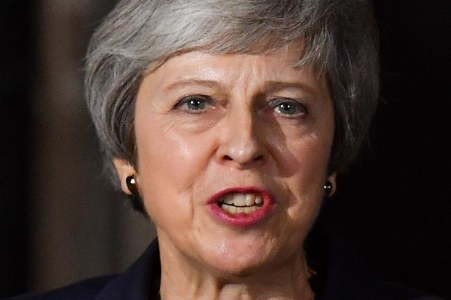 رئيسة وزراء بريطانيا تخيّر البرلمان بين إقرار مسودة الاتفاق والتخلي عن «بريكست»