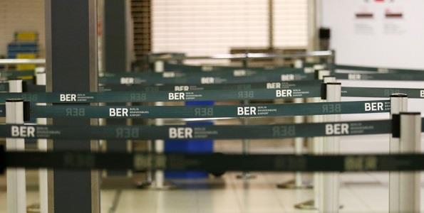إضراب تحذيري وراء إلغاء عشرات الرحلات في مطاري العاصمة برلين