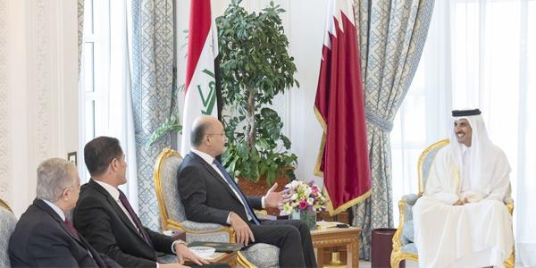أمير قطر والرئيس العراقي يتبادلان وجهات النظر حول القضايا الإقليمية.. والدولية