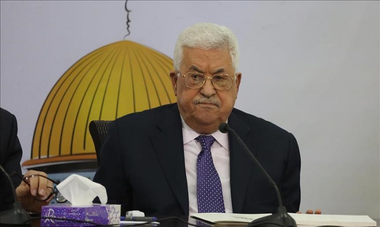 وزير إسرائيلي يدعو لمنع محمود عباس من دخول الأراضي الفلسطينية 