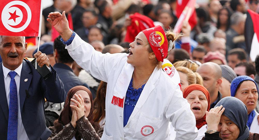 اتحاد الشغل التونسي يبدأ إضرابا عاما احتجاجا على عدم رفع الأجور