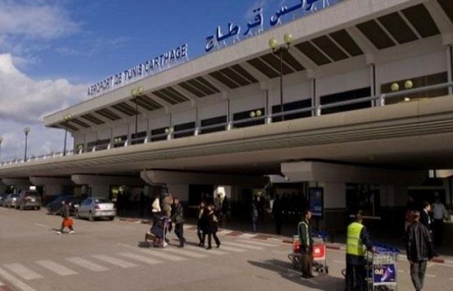 شلل في النقل الجوي والبحري في تونس مع بدء إضراب عام