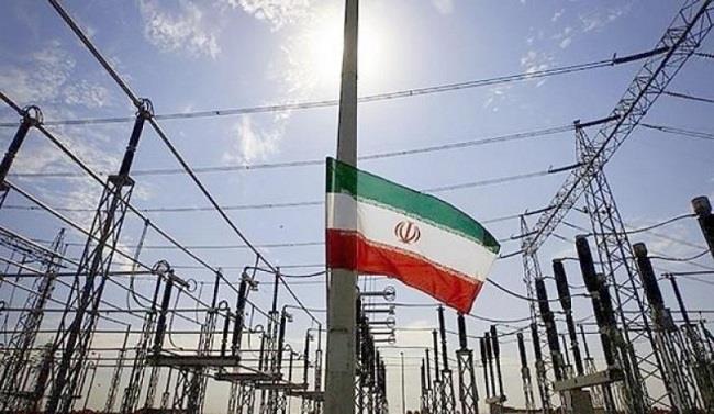 إيران تمدد اتفاقا لتصدير الكهرباء مع العراق