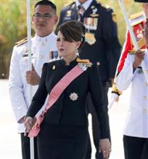ملك تايلاند يرفض ترشح شقيقته لرئاسة الوزراء