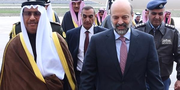 رئيس الوزراء يفتتح مبنى السفارة الكويتية الجديد لدى الأردن