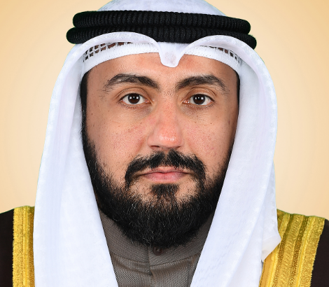 وزير الصحة يزيح الستار عن لوحة تذكارية تحمل أسماء شهداء الكويت