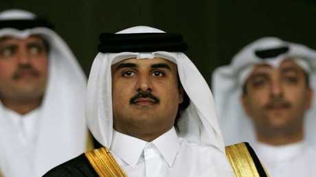 أمير قطر يقاطع القمة العربية-الأوروبية في شرم الشيخ