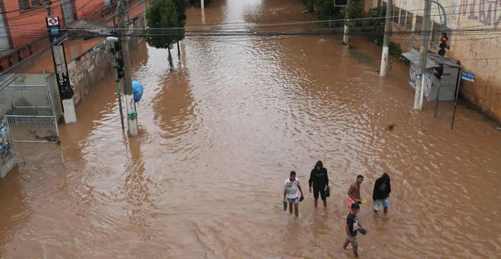 12 قتيلا جراء فيضانات في البرازيل