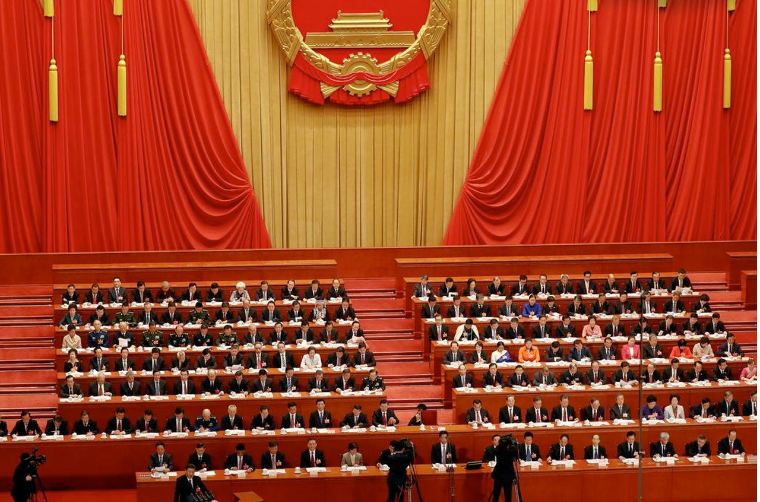 البرلمان الصيني يصوت على قانون الاستثمار الأجنبي الجديد