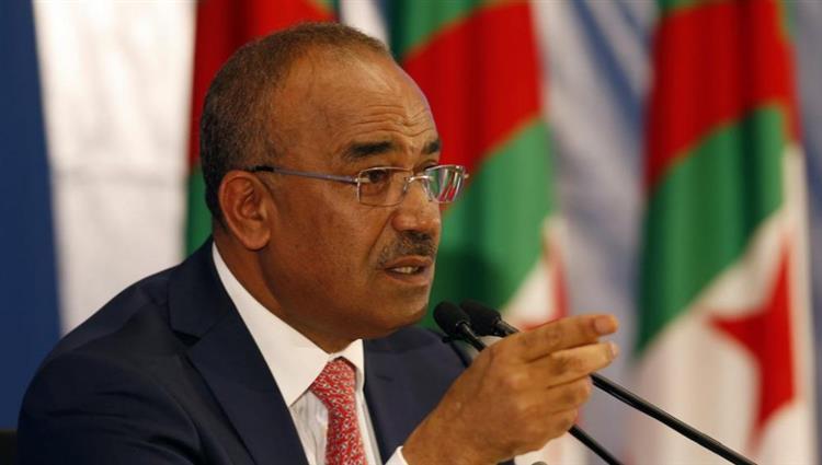 نقابات جزائرية ترفض مساعي تشكيل الحكومة الجديدة
