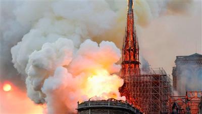 جهاز الإطفاء بباريس: إخماد حريق كاتدرائية نوتردام