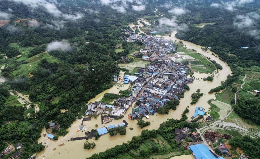 فيضانات الصين تودي بحياة 19 شخصا على الأقل