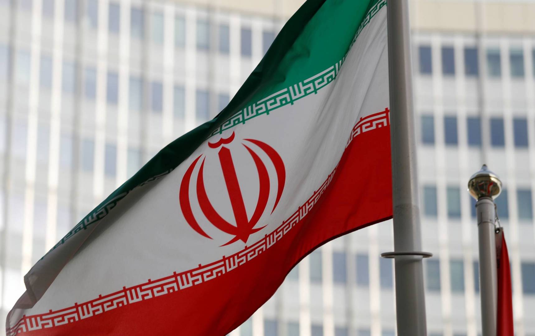 إيران: أبلغنا واشنطن بأن أي تحرك عسكري سيُعَد «إعلان حرب»