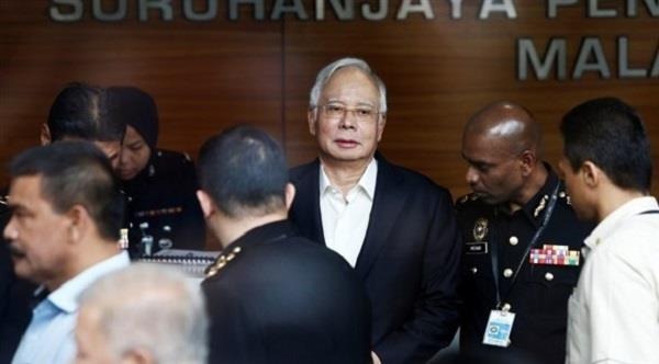 ماليزيا.. ضوء أخضر لمواصلة محاكمة رئيس الوزراء السابق