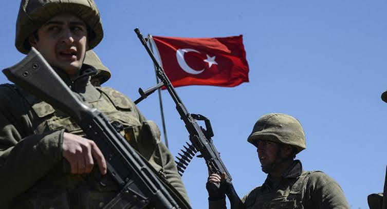 السلطات التركية تعتقل مقاتلًا كرديًا في سوريا