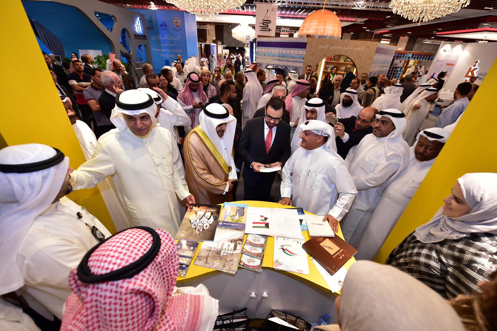الجبري يفتتح الدورة 44 لـمعرض الكويت الدولي للكتاب