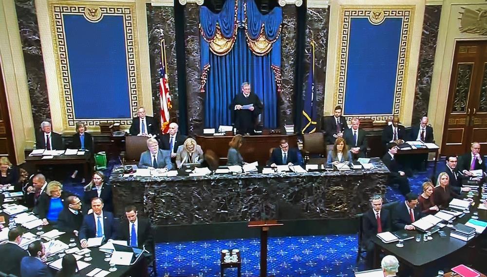 مجلس الشيوخ يبدأ النقاش في إطار محاكمة ترامب