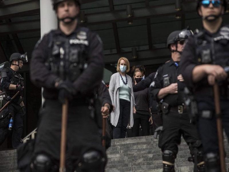 الشرطة تخلي «منطقة إدارة ذاتية» للمحتجين في سياتل