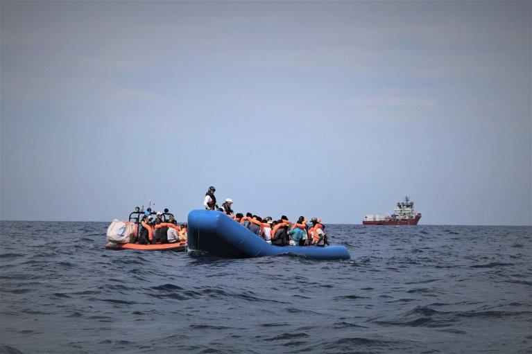 مالطا: 65 مهاجرا أُنقذوا في البحر مصابون بـ«كورونا»