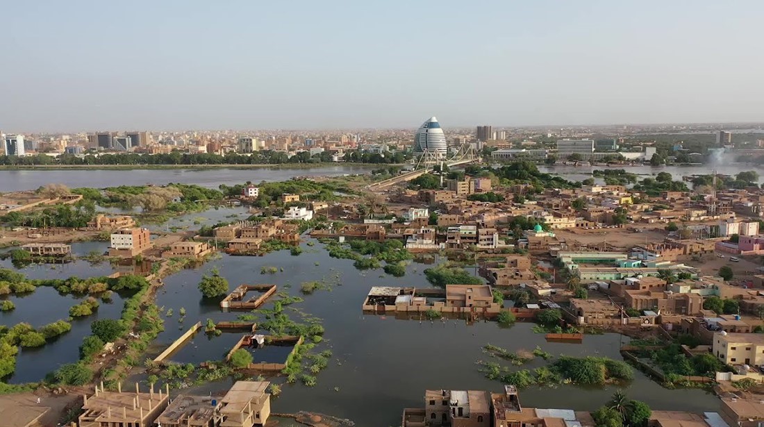 منسوب مياه النيل في السودان بدأ بالانخفاض بعد الفيضانات المدمّرة