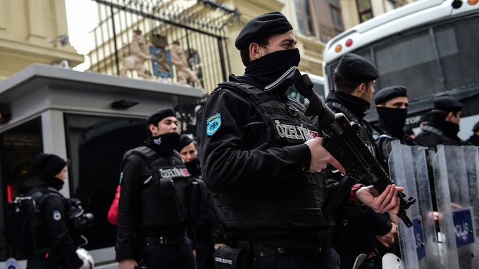 الشرطة التركية تعتقل 106 أشخاص للاشتباه في دعمهم لكولن