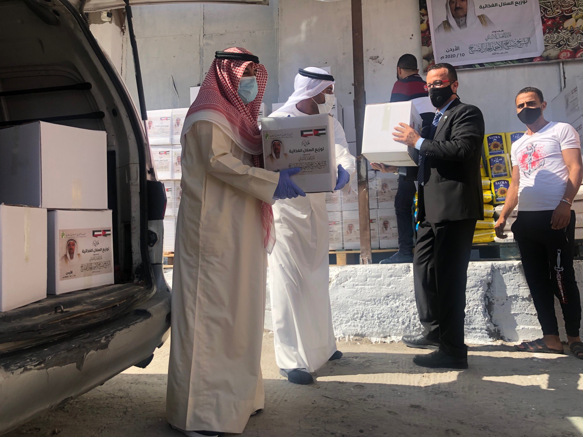 المؤسسات الكويتية تواصل مسيرة العمل الإنساني وتصل إلى المحتاجين في الكويت والعالم
