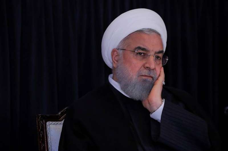 القضاء الإيراني يلاحق أحد نواب روحاني