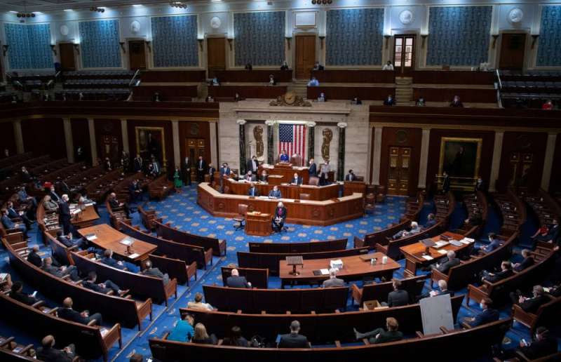 مجلس النواب الأميركي يعطي موافقته النهائية على حزمة بايدن التحفيزية