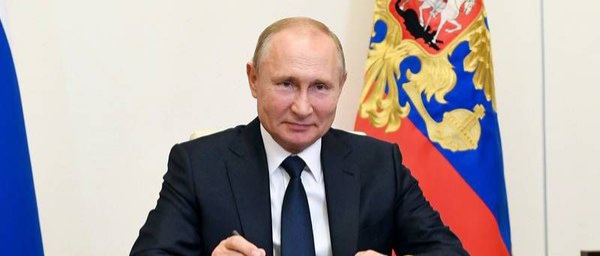 الرئيس الروسي يوقع على مرسوم يسمح له بالترشح للرئاسة لولايتين جديدتين  