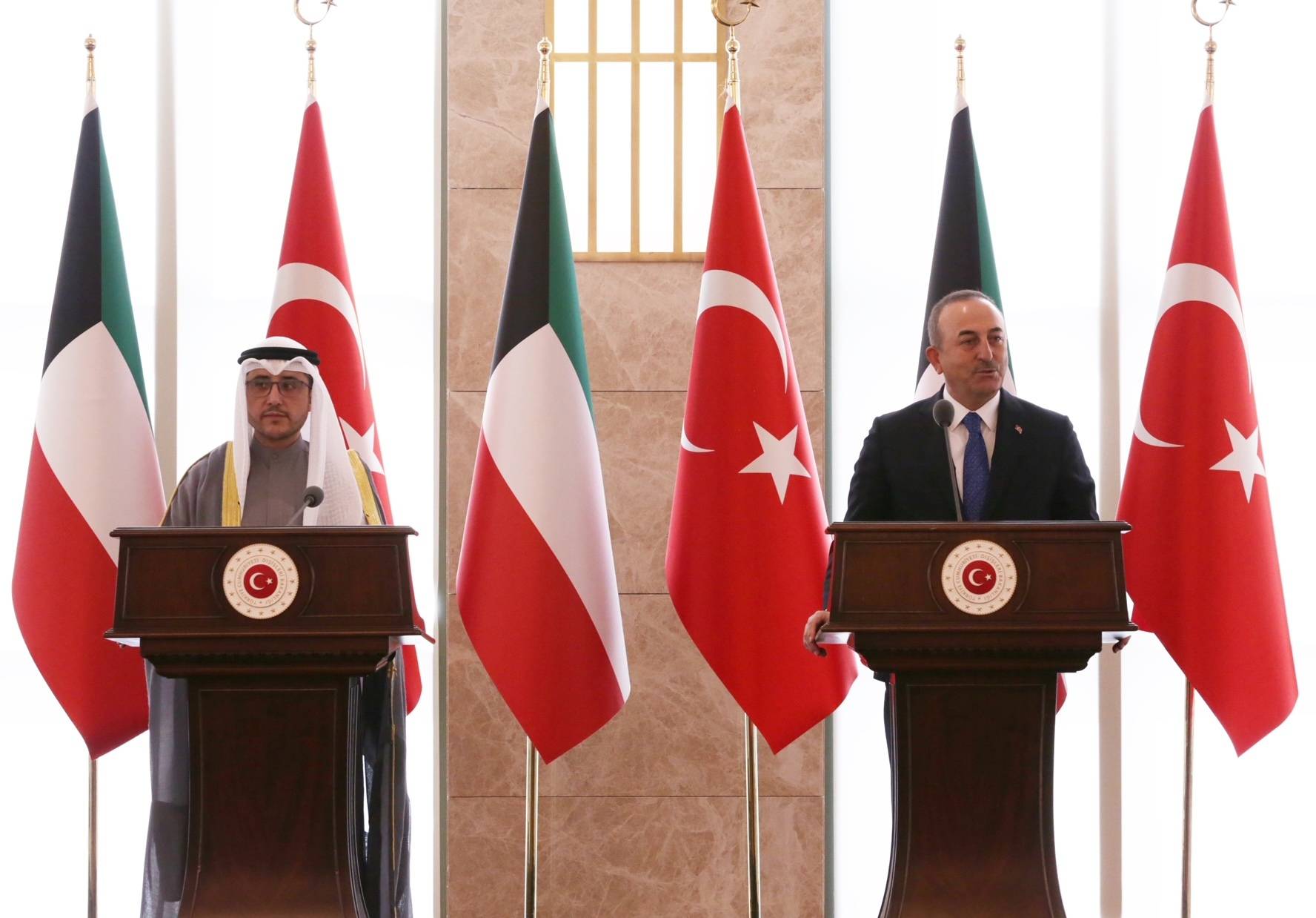 الكويت وتركيا تؤكدان تطابق الرؤى التام إزاء القضايا الإقليمية والدولية