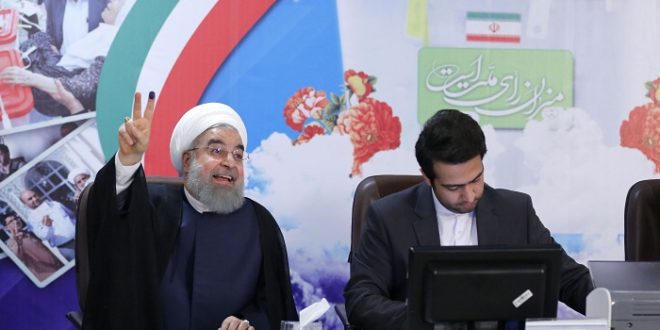 روحاني يتقدم رسميا للترشح لولاية ثانية