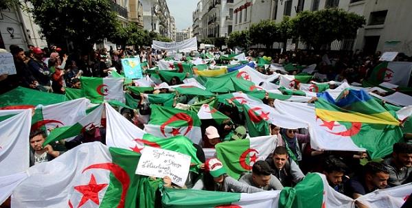 جمعة عاشرة للاحتجاجات ضدّ النظام في الجزائر