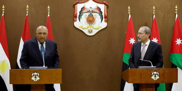 وزيرا خارجية الأردن ومصر يدعوان إلى حل سياسي في ليبيا بعيدا من التدخلات الخارجية