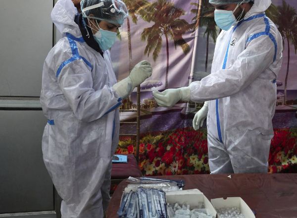 الهند تستعد لتطعيم 300 مليون شخص ضد «كورونا» في يناير المقبل