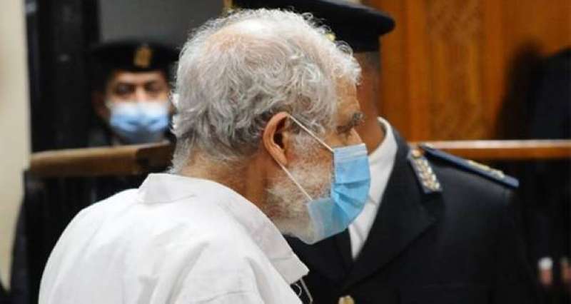 محكمة مصرية تصدر حكما بالسجن المؤبد بحق القائم بأعمال مرشد الإخوان المسلمين