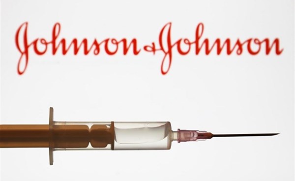 جنوب إفريقيا توصي برفع الحظر عن لقاح "جونسون آند جونسن